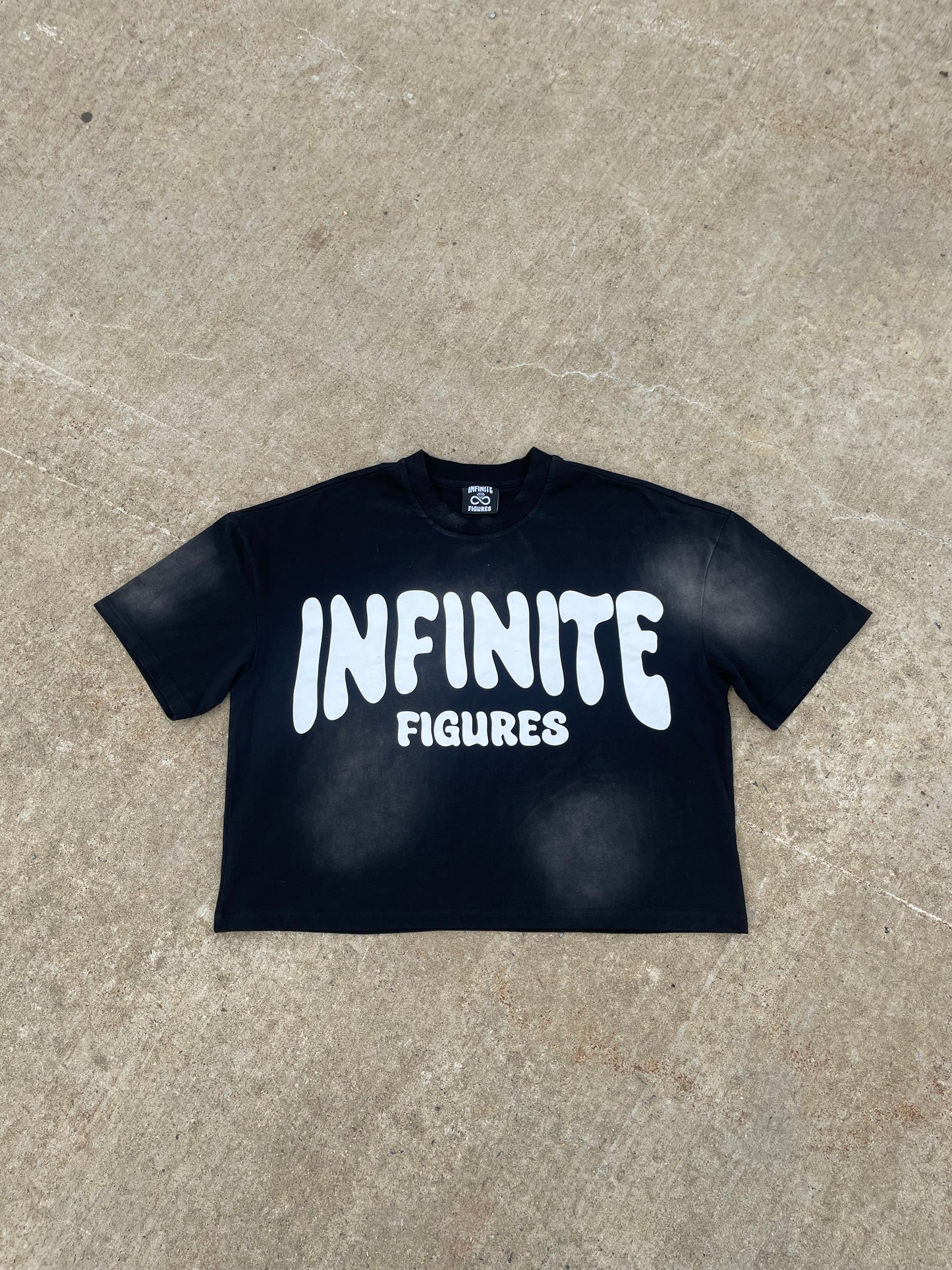 BLACK INFINITE TEE